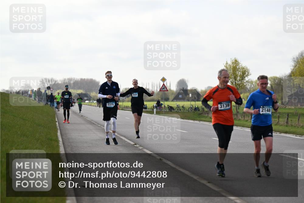 12.04.2026 - 45. Internationalen Wilhelmsburger Insellauf Dr. Thomas Lammeyer http://msf.ph/oto/9442808 12.04.2026 10:13:40 Laufen 5629, 2375, 3444, 3139, 2148 meine-sportfotos.de