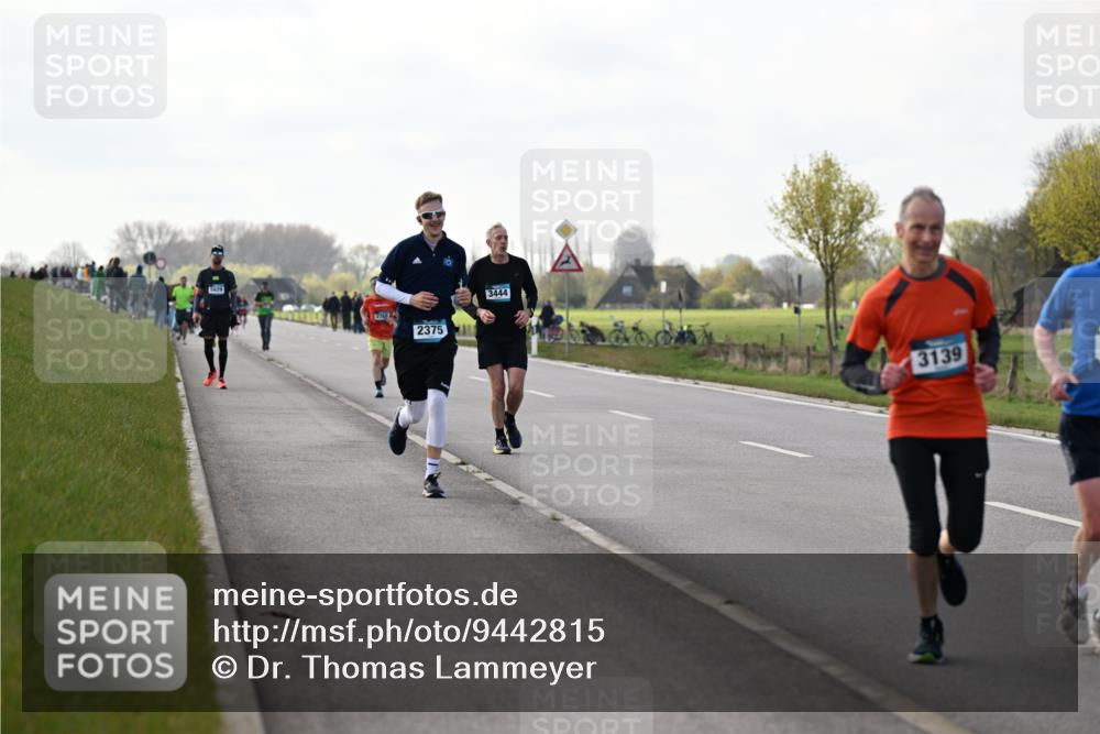 12.04.2026 - 45. Internationalen Wilhelmsburger Insellauf Dr. Thomas Lammeyer http://msf.ph/oto/9442815 12.04.2026 10:13:41 Laufen 5629, 2375, 3444, 3139 meine-sportfotos.de