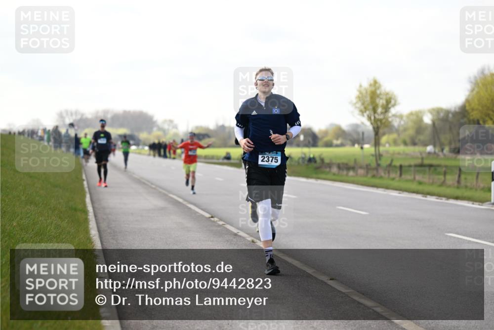 12.04.2026 - 45. Internationalen Wilhelmsburger Insellauf Dr. Thomas Lammeyer http://msf.ph/oto/9442823 12.04.2026 10:13:43 Laufen 2375 meine-sportfotos.de