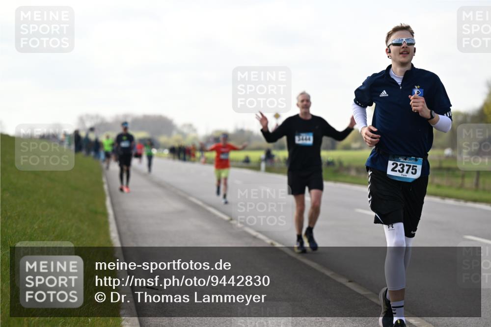 12.04.2026 - 45. Internationalen Wilhelmsburger Insellauf Dr. Thomas Lammeyer http://msf.ph/oto/9442830 12.04.2026 10:13:44 Laufen 2375, 8 meine-sportfotos.de
