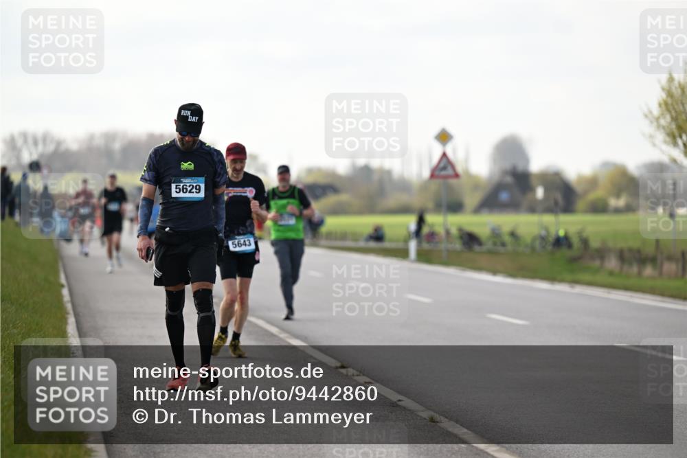 12.04.2026 - 45. Internationalen Wilhelmsburger Insellauf Dr. Thomas Lammeyer http://msf.ph/oto/9442860 12.04.2026 10:13:56 Laufen 5629, 5643 meine-sportfotos.de