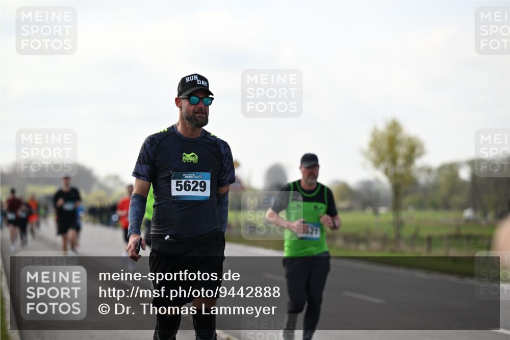 12.04.2026 - 45. Internationalen Wilhelmsburger Insellauf Dr. Thomas Lammeyer http://msf.ph/oto/9442888 12.04.2026 10:14:02 Laufen 5629 meine-sportfotos.de