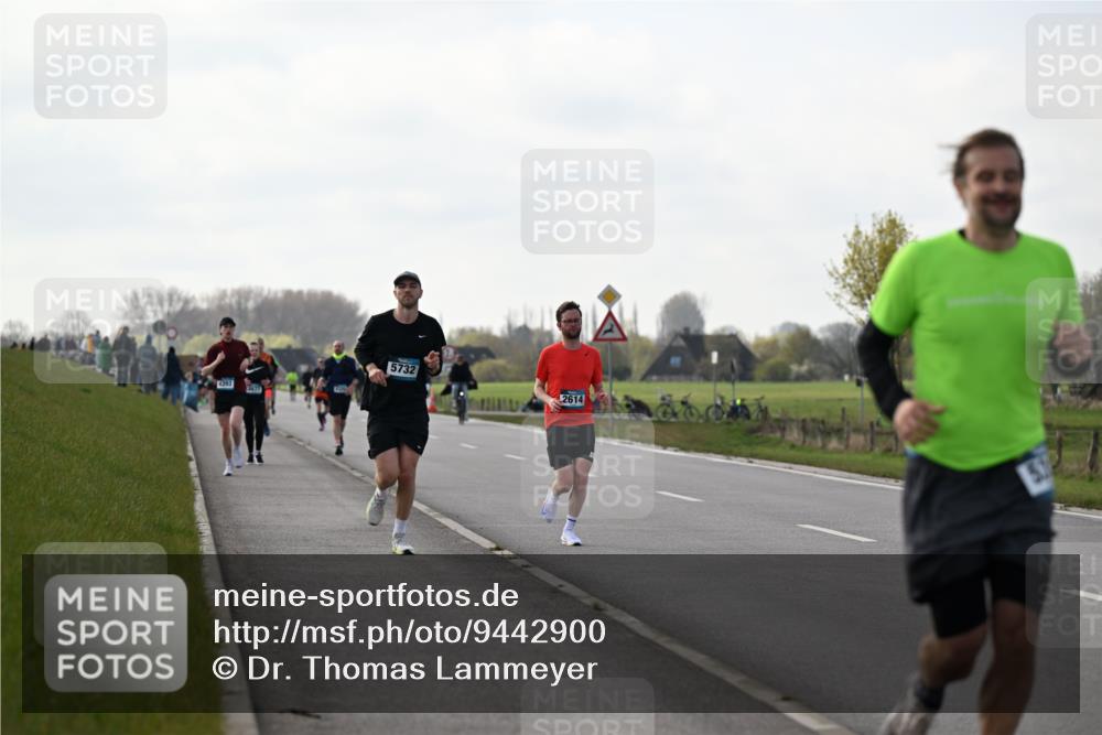 12.04.2026 - 45. Internationalen Wilhelmsburger Insellauf Dr. Thomas Lammeyer http://msf.ph/oto/9442900 12.04.2026 10:14:07 Laufen 4393, 3677, 5732, 2614 meine-sportfotos.de