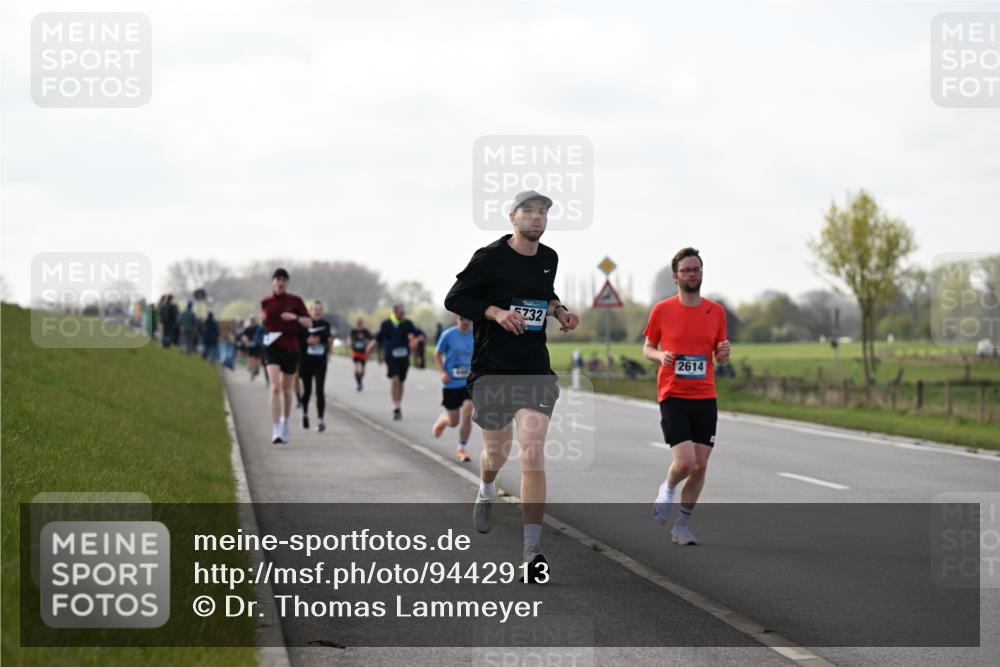12.04.2026 - 45. Internationalen Wilhelmsburger Insellauf Dr. Thomas Lammeyer http://msf.ph/oto/9442913 12.04.2026 10:14:09 Laufen 732, 2614 meine-sportfotos.de