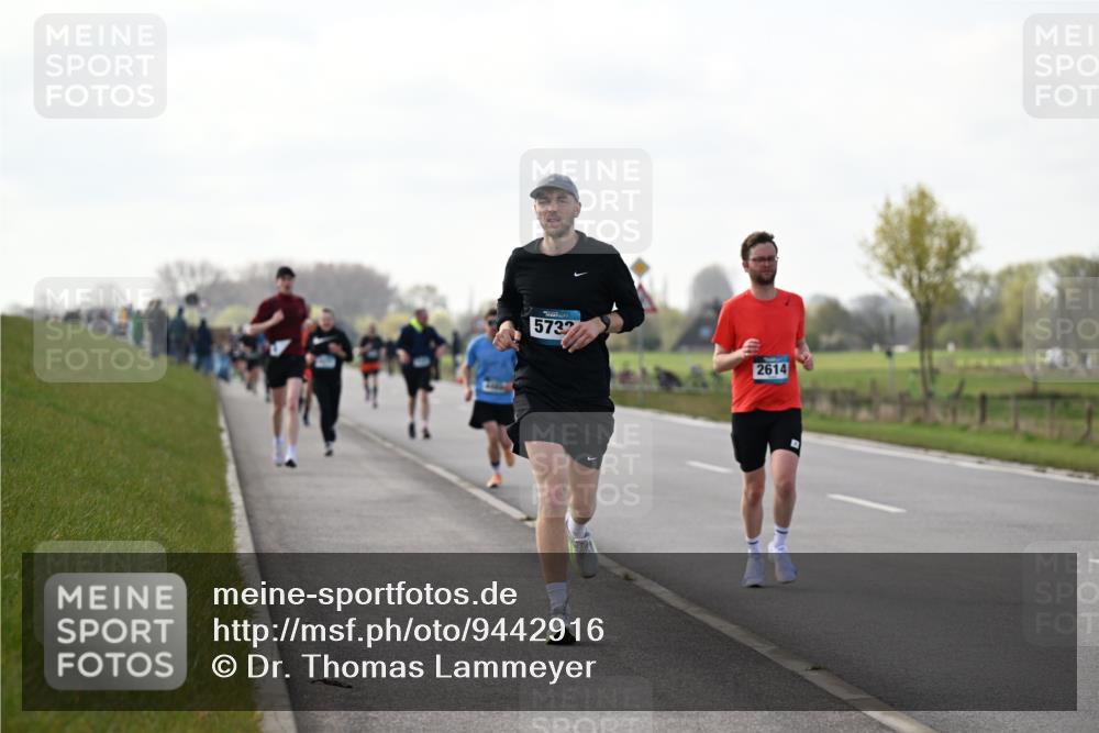 12.04.2026 - 45. Internationalen Wilhelmsburger Insellauf Dr. Thomas Lammeyer http://msf.ph/oto/9442916 12.04.2026 10:14:09 Laufen 5732, 2614 meine-sportfotos.de