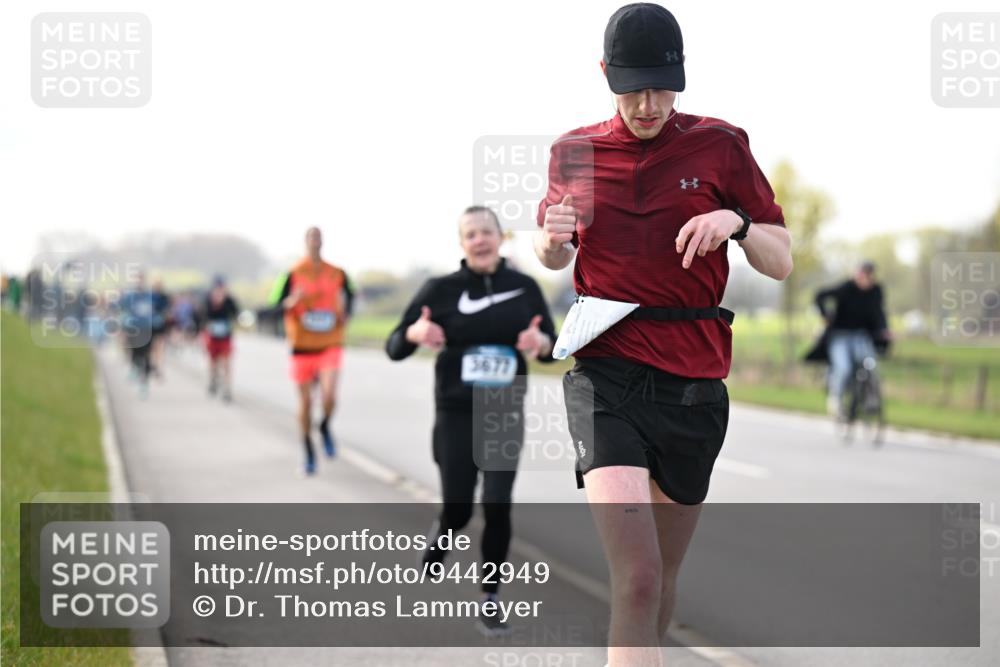 12.04.2026 - 45. Internationalen Wilhelmsburger Insellauf Dr. Thomas Lammeyer http://msf.ph/oto/9442949 12.04.2026 10:14:17 Laufen 3677 meine-sportfotos.de