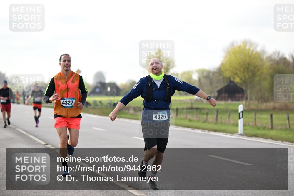 12.04.2026 - 45. Internationalen Wilhelmsburger Insellauf Dr. Thomas Lammeyer http://msf.ph/oto/9442962 12.04.2026 10:14:20 Laufen 4327, 4325 meine-sportfotos.de