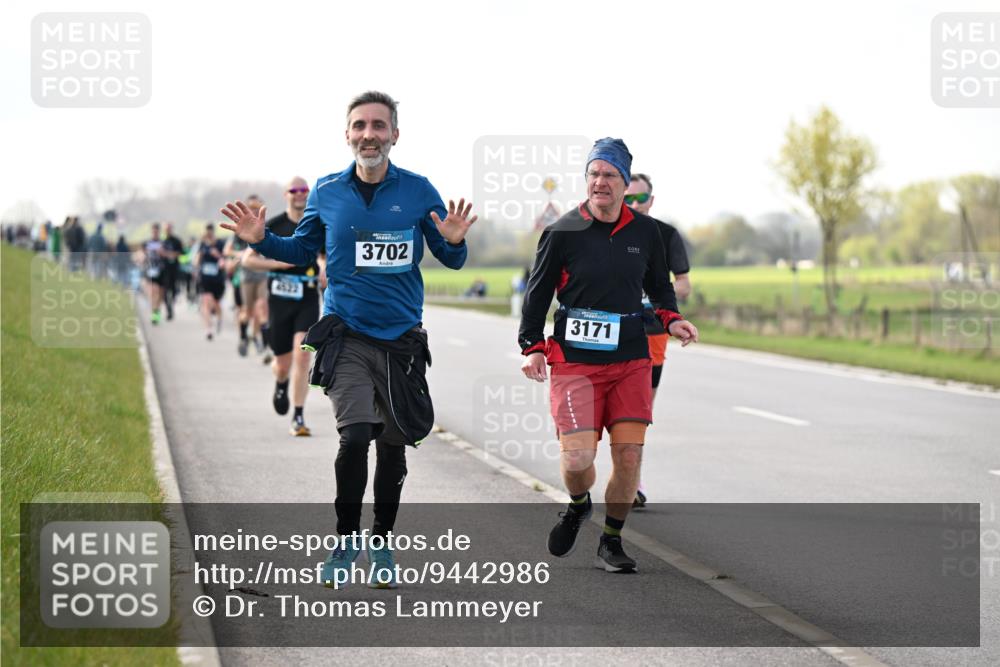 12.04.2026 - 45. Internationalen Wilhelmsburger Insellauf Dr. Thomas Lammeyer http://msf.ph/oto/9442986 12.04.2026 10:14:27 Laufen 4522, 3702, 3171 meine-sportfotos.de