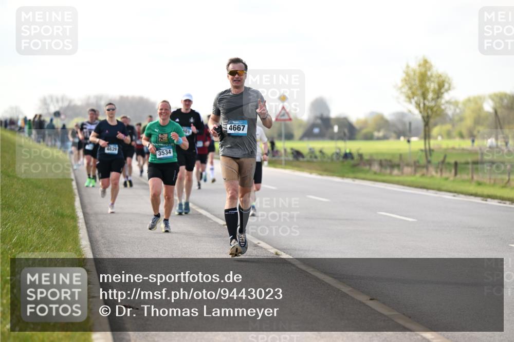 12.04.2026 - 45. Internationalen Wilhelmsburger Insellauf Dr. Thomas Lammeyer http://msf.ph/oto/9443023 12.04.2026 10:14:34 Laufen 4629, 3534, 4667 meine-sportfotos.de