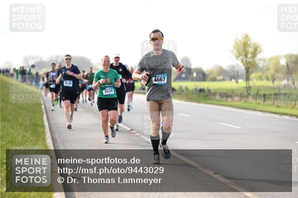 12.04.2026 - 45. Internationalen Wilhelmsburger Insellauf Dr. Thomas Lammeyer http://msf.ph/oto/9443029 12.04.2026 10:14:35 Laufen 4629, 3534, 4667 meine-sportfotos.de