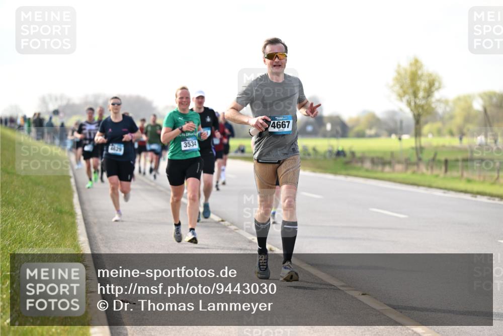 12.04.2026 - 45. Internationalen Wilhelmsburger Insellauf Dr. Thomas Lammeyer http://msf.ph/oto/9443030 12.04.2026 10:14:35 Laufen 4629, 3534, 4667 meine-sportfotos.de