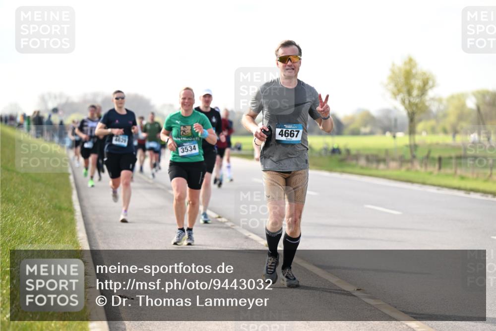 12.04.2026 - 45. Internationalen Wilhelmsburger Insellauf Dr. Thomas Lammeyer http://msf.ph/oto/9443032 12.04.2026 10:14:35 Laufen 4629, 3534, 4667 meine-sportfotos.de