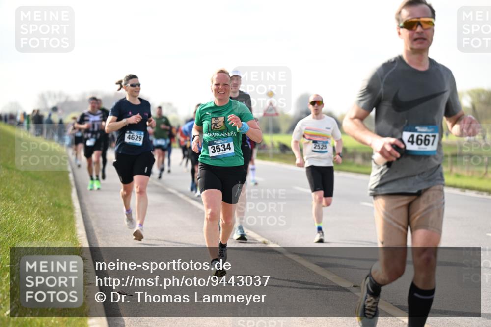 12.04.2026 - 45. Internationalen Wilhelmsburger Insellauf Dr. Thomas Lammeyer http://msf.ph/oto/9443037 12.04.2026 10:14:36 Laufen 4629, 3534, 2525, 4667 meine-sportfotos.de