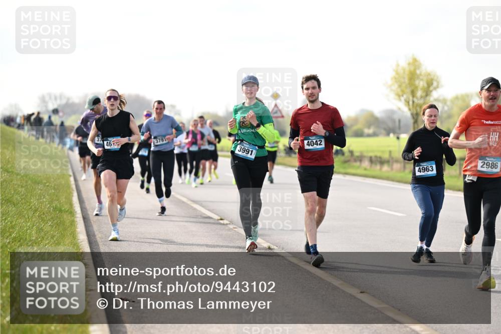 12.04.2026 - 45. Internationalen Wilhelmsburger Insellauf Dr. Thomas Lammeyer http://msf.ph/oto/9443102 12.04.2026 10:14:48 Laufen 4042, 37, 46, 3991, 4963, 2986 meine-sportfotos.de