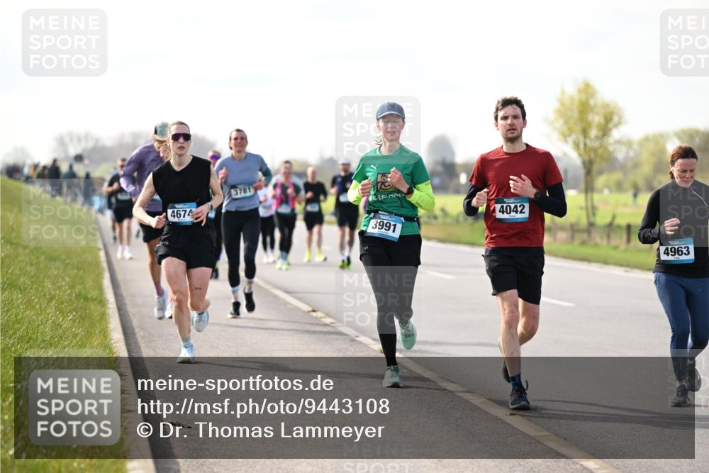 12.04.2026 - 45. Internationalen Wilhelmsburger Insellauf Dr. Thomas Lammeyer http://msf.ph/oto/9443108 12.04.2026 10:14:49 Laufen 4042, 4674, 3991, 4963 meine-sportfotos.de
