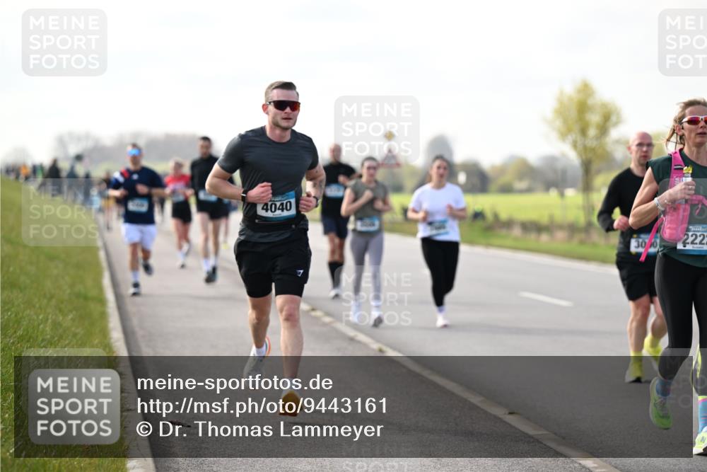 12.04.2026 - 45. Internationalen Wilhelmsburger Insellauf Dr. Thomas Lammeyer http://msf.ph/oto/9443161 12.04.2026 10:14:57 Laufen 4040, 3010, 2222 meine-sportfotos.de
