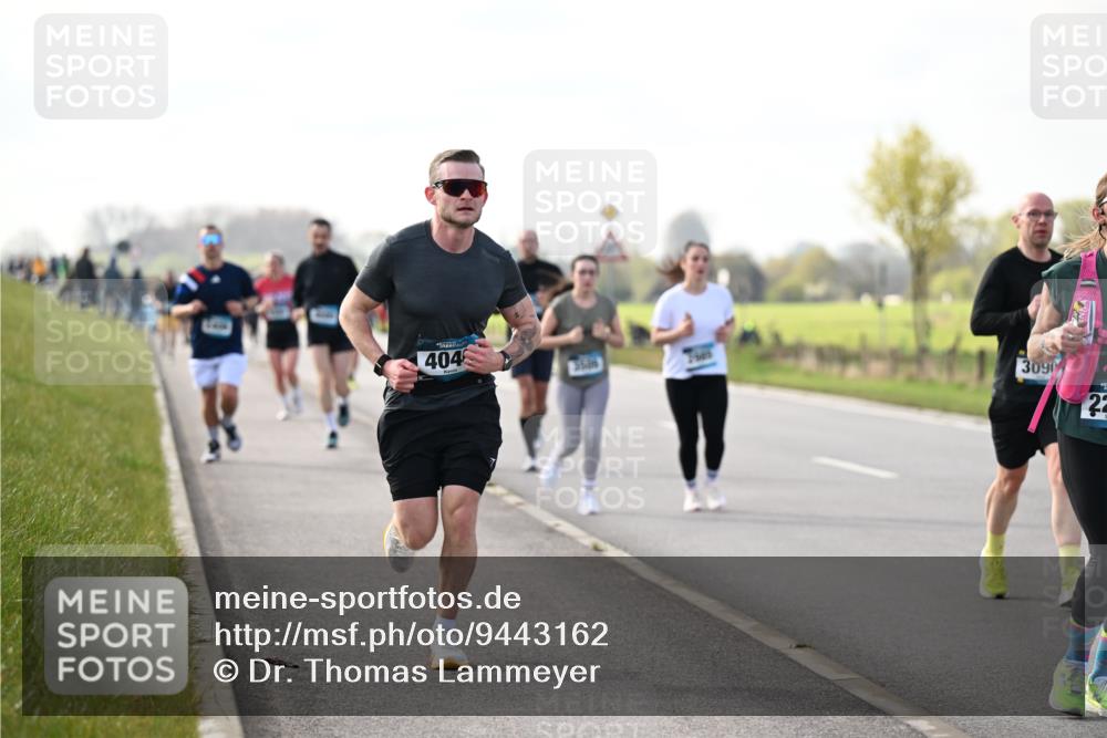 12.04.2026 - 45. Internationalen Wilhelmsburger Insellauf Dr. Thomas Lammeyer http://msf.ph/oto/9443162 12.04.2026 10:14:58 Laufen 4046, 3090, 45, 22 meine-sportfotos.de