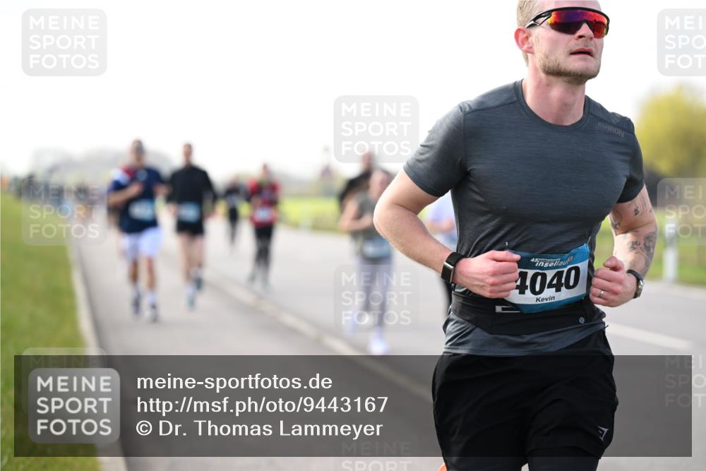 12.04.2026 - 45. Internationalen Wilhelmsburger Insellauf Dr. Thomas Lammeyer http://msf.ph/oto/9443167 12.04.2026 10:15:00 Laufen 45, 4040 meine-sportfotos.de