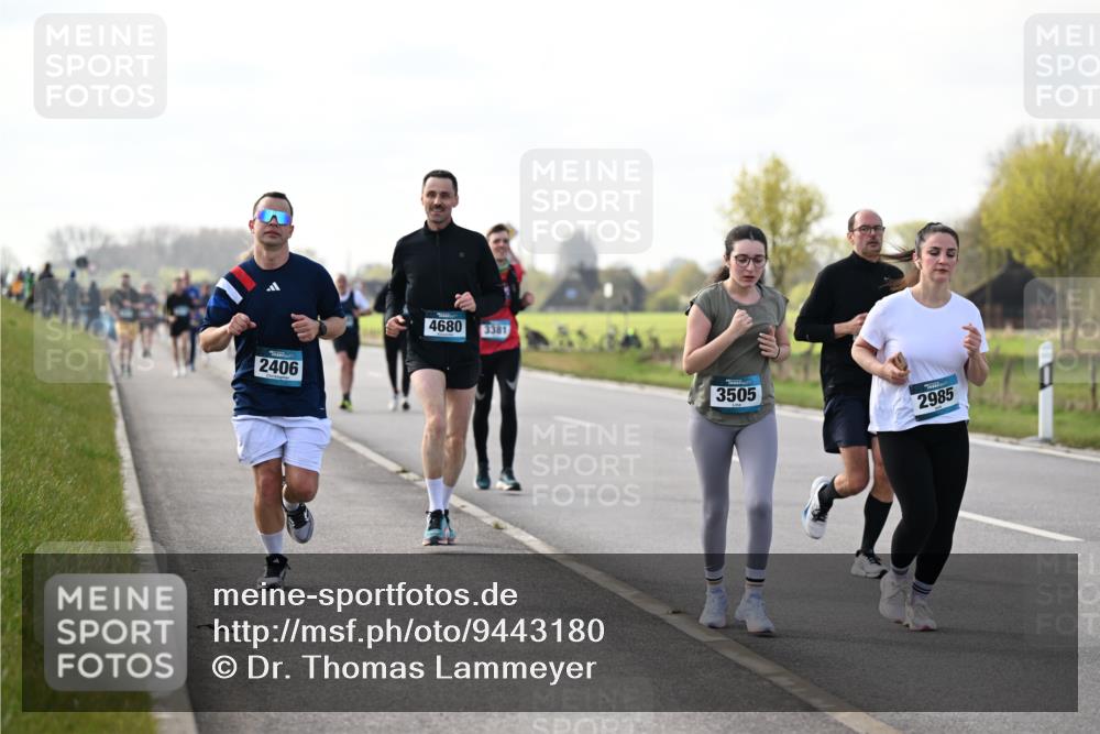 12.04.2026 - 45. Internationalen Wilhelmsburger Insellauf Dr. Thomas Lammeyer http://msf.ph/oto/9443180 12.04.2026 10:15:02 Laufen 2406, 4680, 3381, 3505, 2985 meine-sportfotos.de