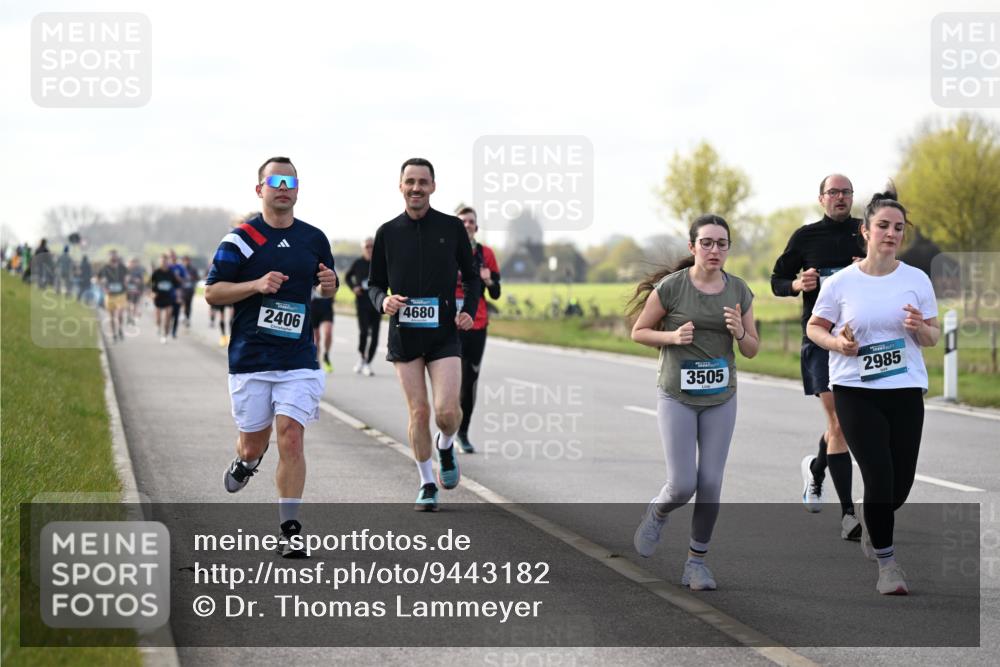 12.04.2026 - 45. Internationalen Wilhelmsburger Insellauf Dr. Thomas Lammeyer http://msf.ph/oto/9443182 12.04.2026 10:15:02 Laufen 2406, 4680, 3505, 2985 meine-sportfotos.de