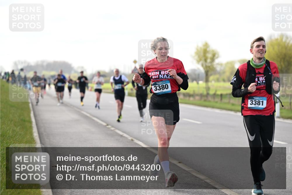 12.04.2026 - 45. Internationalen Wilhelmsburger Insellauf Dr. Thomas Lammeyer http://msf.ph/oto/9443200 12.04.2026 10:15:06 Laufen 3380, 3381 meine-sportfotos.de