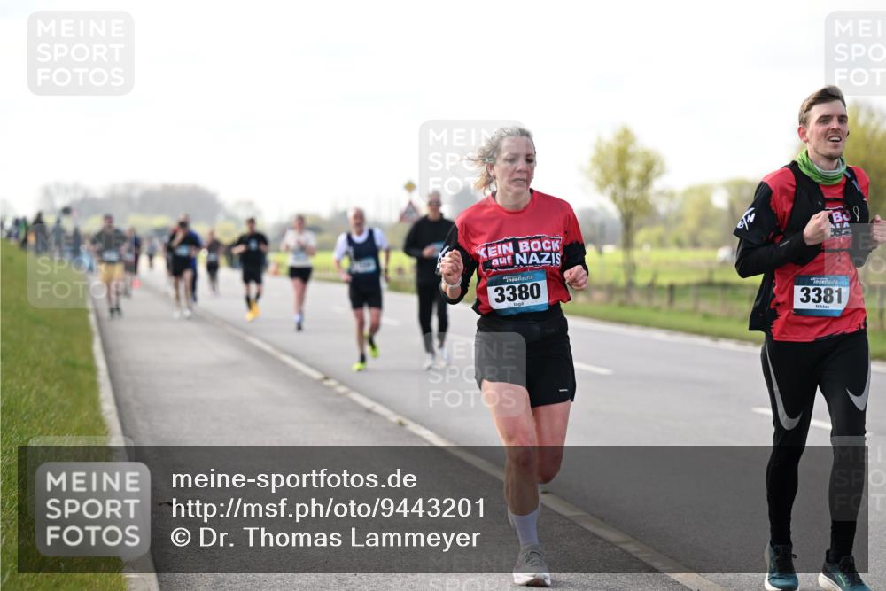 12.04.2026 - 45. Internationalen Wilhelmsburger Insellauf Dr. Thomas Lammeyer http://msf.ph/oto/9443201 12.04.2026 10:15:06 Laufen 3380, 3381 meine-sportfotos.de