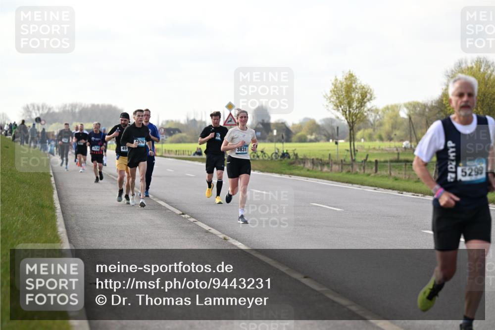 12.04.2026 - 45. Internationalen Wilhelmsburger Insellauf Dr. Thomas Lammeyer http://msf.ph/oto/9443231 12.04.2026 10:15:11 Laufen 491, 4976, 3831, 5299 meine-sportfotos.de