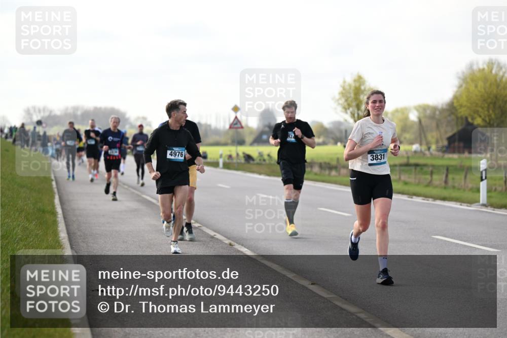 12.04.2026 - 45. Internationalen Wilhelmsburger Insellauf Dr. Thomas Lammeyer http://msf.ph/oto/9443250 12.04.2026 10:15:14 Laufen 4976, 3831 meine-sportfotos.de