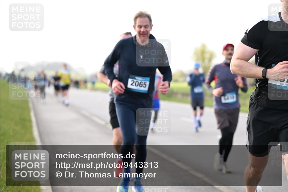 12.04.2026 - 45. Internationalen Wilhelmsburger Insellauf Dr. Thomas Lammeyer http://msf.ph/oto/9443313 12.04.2026 10:15:26 Laufen 2065 meine-sportfotos.de