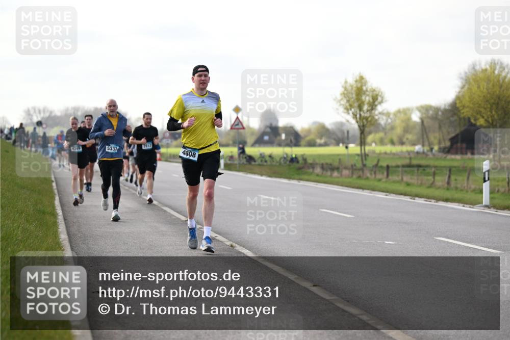 12.04.2026 - 45. Internationalen Wilhelmsburger Insellauf Dr. Thomas Lammeyer http://msf.ph/oto/9443331 12.04.2026 10:15:34 Laufen 4949, 5337, 2812, 4608 meine-sportfotos.de