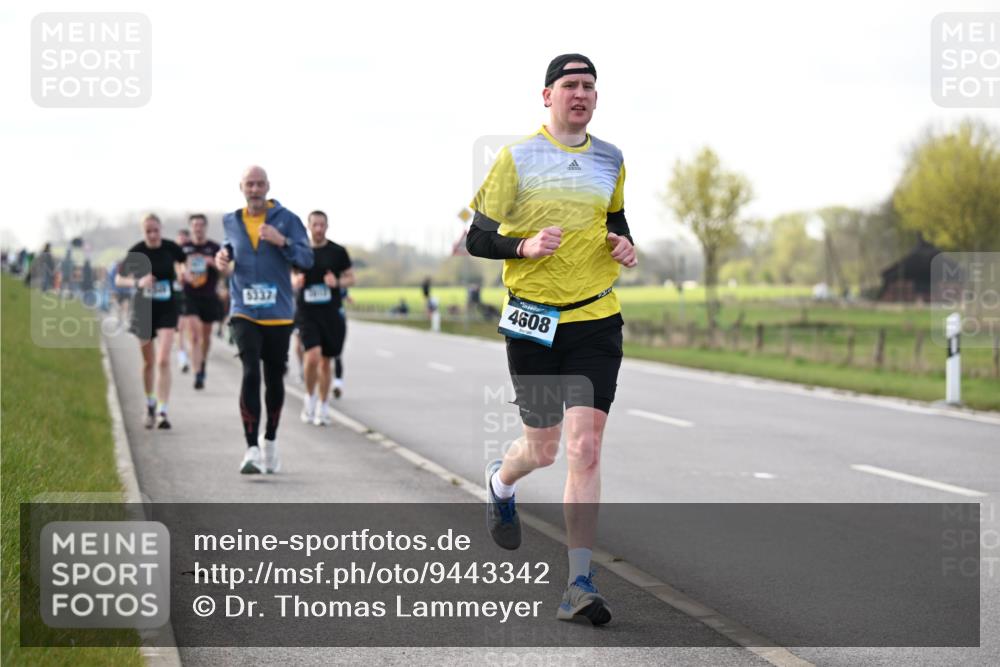 12.04.2026 - 45. Internationalen Wilhelmsburger Insellauf Dr. Thomas Lammeyer http://msf.ph/oto/9443342 12.04.2026 10:15:35 Laufen 4608 meine-sportfotos.de