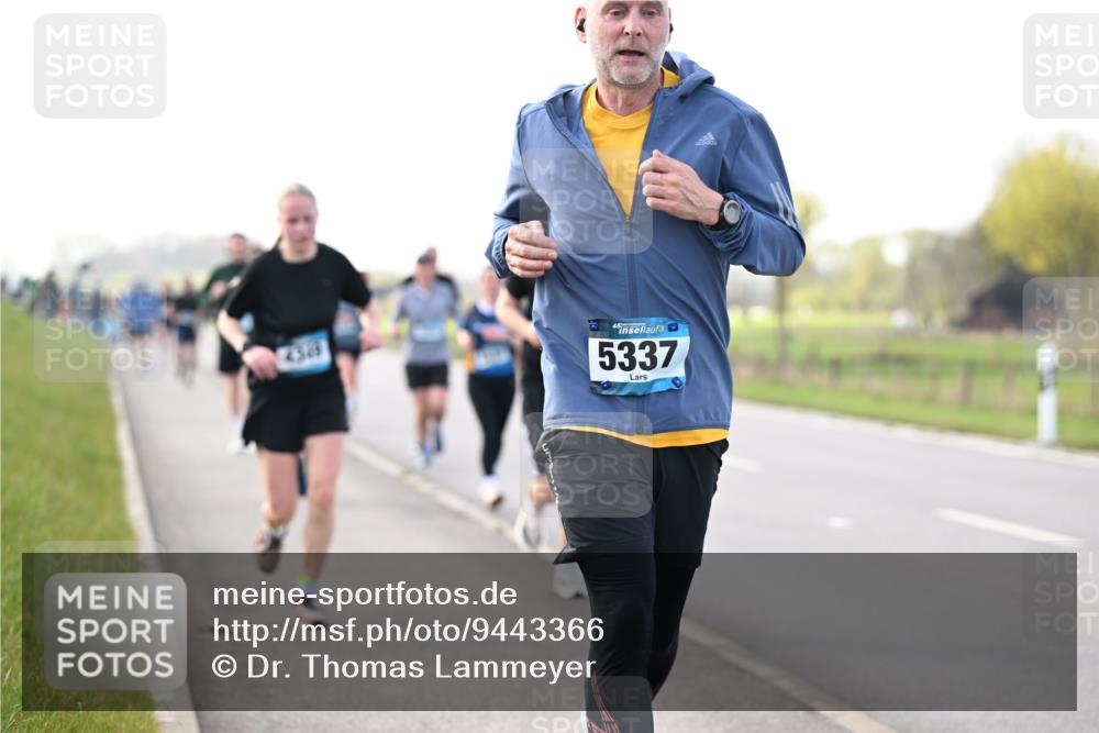 12.04.2026 - 45. Internationalen Wilhelmsburger Insellauf Dr. Thomas Lammeyer http://msf.ph/oto/9443366 12.04.2026 10:15:39 Laufen 438, 5337 meine-sportfotos.de