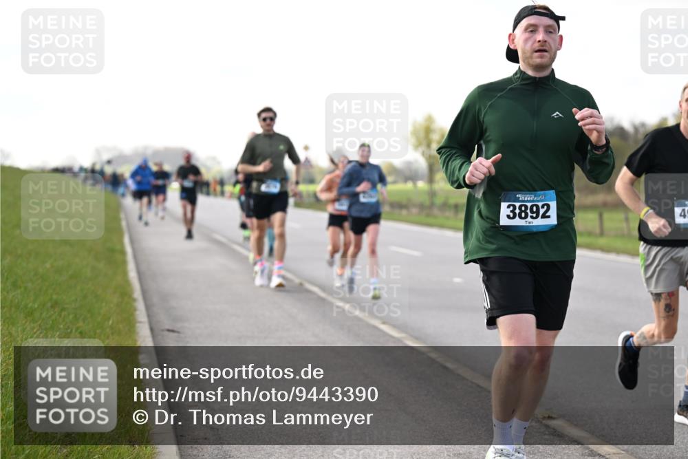 12.04.2026 - 45. Internationalen Wilhelmsburger Insellauf Dr. Thomas Lammeyer http://msf.ph/oto/9443390 12.04.2026 10:15:45 Laufen 3892, 49 meine-sportfotos.de