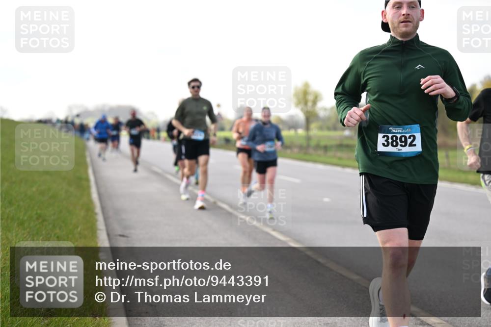 12.04.2026 - 45. Internationalen Wilhelmsburger Insellauf Dr. Thomas Lammeyer http://msf.ph/oto/9443391 12.04.2026 10:15:45 Laufen 3892 meine-sportfotos.de