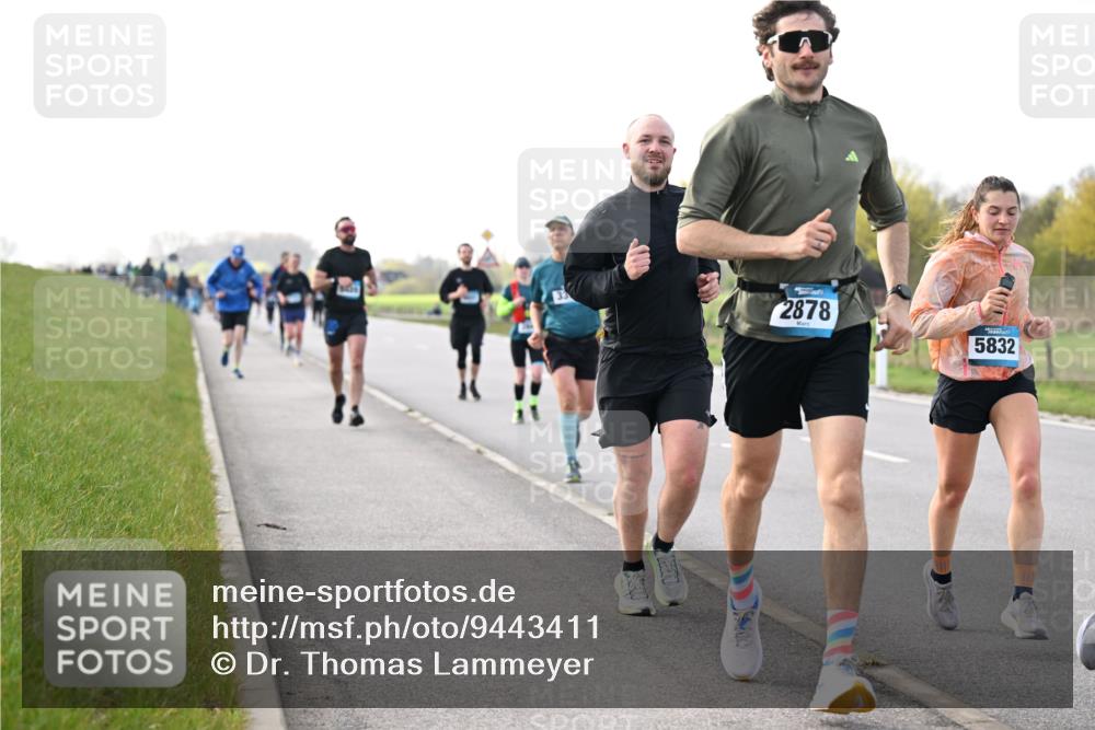 12.04.2026 - 45. Internationalen Wilhelmsburger Insellauf Dr. Thomas Lammeyer http://msf.ph/oto/9443411 12.04.2026 10:15:49 Laufen 2878, 5832 meine-sportfotos.de