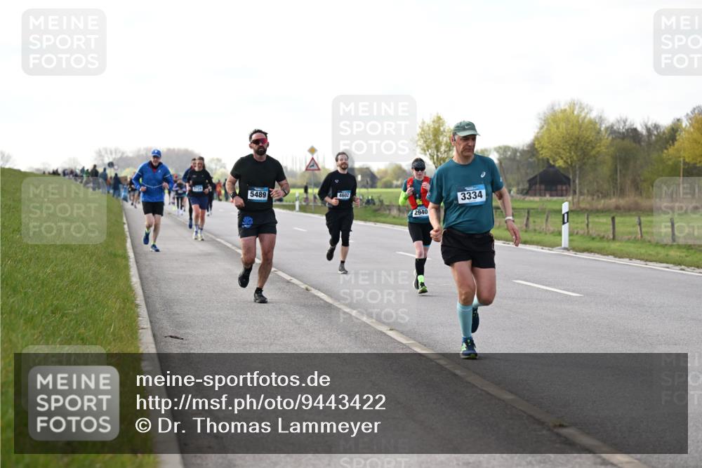 12.04.2026 - 45. Internationalen Wilhelmsburger Insellauf Dr. Thomas Lammeyer http://msf.ph/oto/9443422 12.04.2026 10:15:50 Laufen 2724, 5489, 4602, 2940, 3334 meine-sportfotos.de