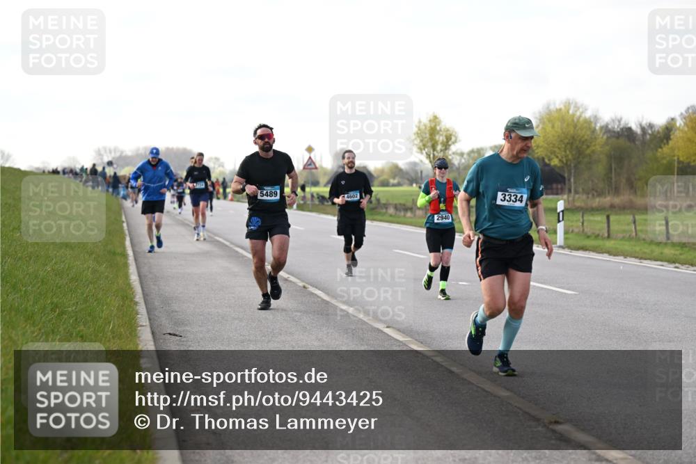 12.04.2026 - 45. Internationalen Wilhelmsburger Insellauf Dr. Thomas Lammeyer http://msf.ph/oto/9443425 12.04.2026 10:15:51 Laufen 5489, 4602, 2940, 3334 meine-sportfotos.de