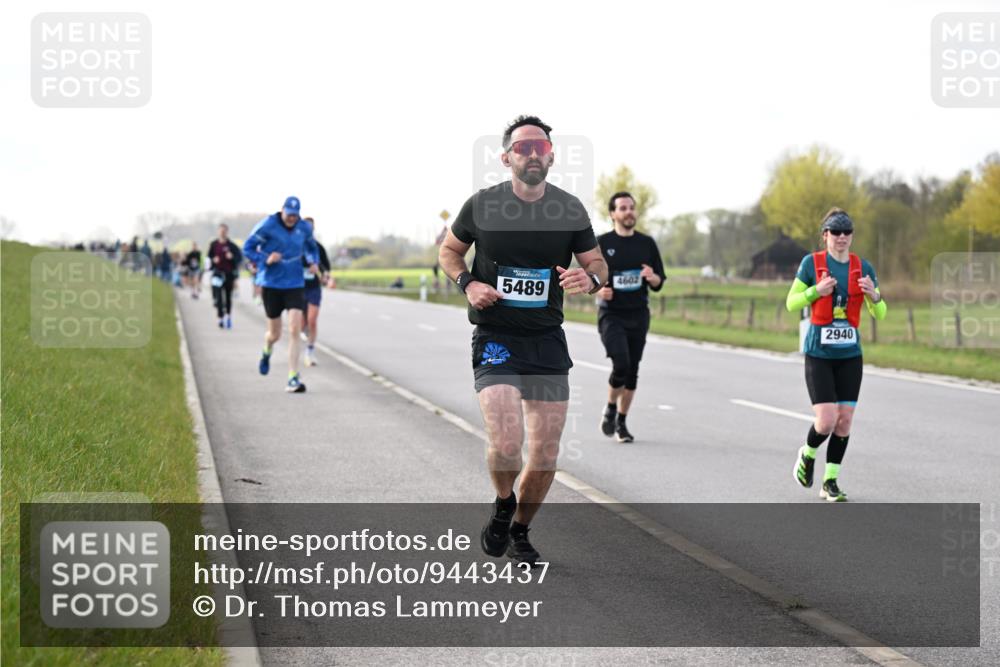 12.04.2026 - 45. Internationalen Wilhelmsburger Insellauf Dr. Thomas Lammeyer http://msf.ph/oto/9443437 12.04.2026 10:15:52 Laufen 5489, 4602, 2940 meine-sportfotos.de