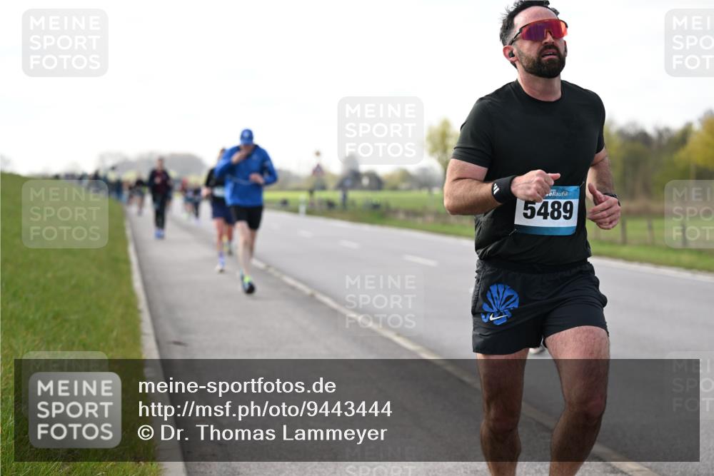 12.04.2026 - 45. Internationalen Wilhelmsburger Insellauf Dr. Thomas Lammeyer http://msf.ph/oto/9443444 12.04.2026 10:15:53 Laufen 5489 meine-sportfotos.de