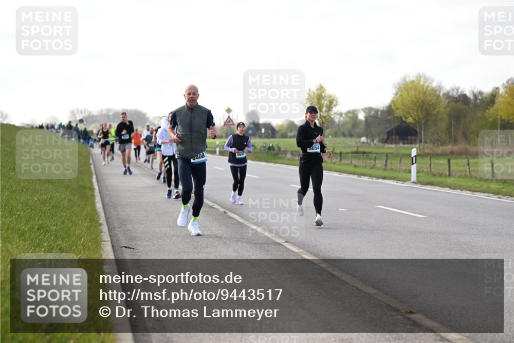12.04.2026 - 45. Internationalen Wilhelmsburger Insellauf Dr. Thomas Lammeyer http://msf.ph/oto/9443517 12.04.2026 10:16:05 Laufen 408, 5647, 5654 meine-sportfotos.de