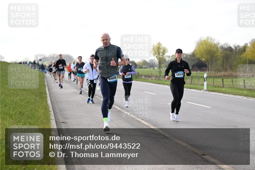 12.04.2026 - 45. Internationalen Wilhelmsburger Insellauf Dr. Thomas Lammeyer http://msf.ph/oto/9443522 12.04.2026 10:16:06 Laufen 5408, 5647, 5654 meine-sportfotos.de