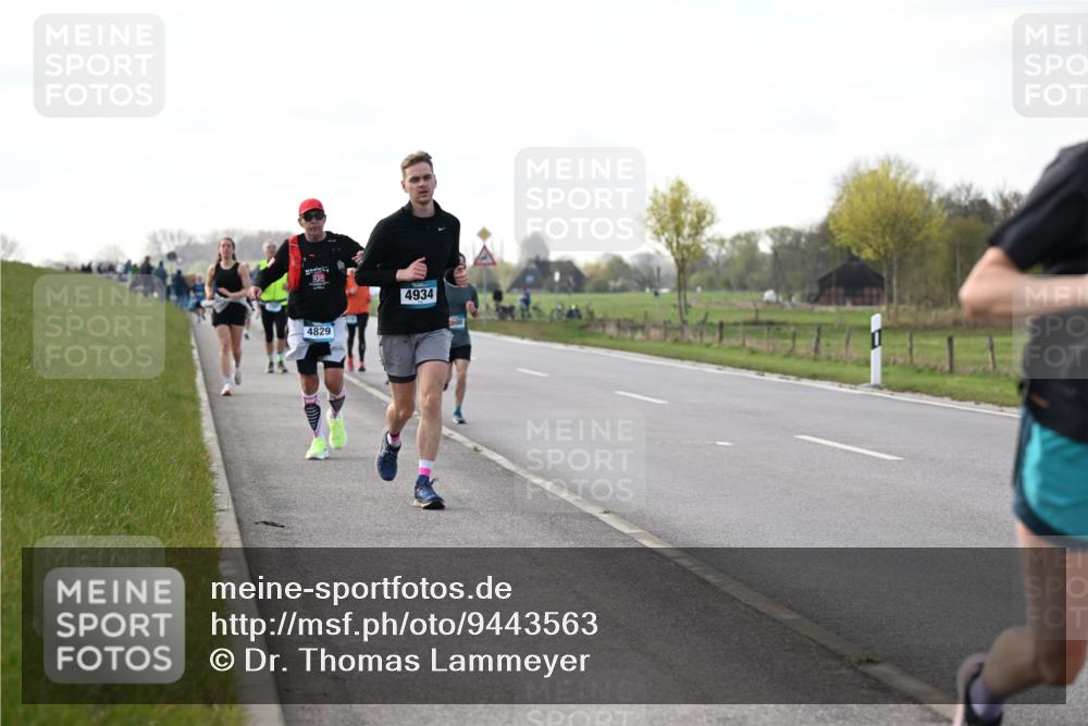 12.04.2026 - 45. Internationalen Wilhelmsburger Insellauf Dr. Thomas Lammeyer http://msf.ph/oto/9443563 12.04.2026 10:16:12 Laufen 4829, 4934 meine-sportfotos.de