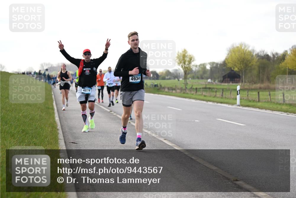 12.04.2026 - 45. Internationalen Wilhelmsburger Insellauf Dr. Thomas Lammeyer http://msf.ph/oto/9443567 12.04.2026 10:16:13 Laufen 4829, 4934 meine-sportfotos.de