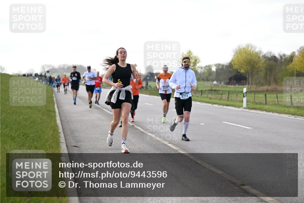 12.04.2026 - 45. Internationalen Wilhelmsburger Insellauf Dr. Thomas Lammeyer http://msf.ph/oto/9443596 12.04.2026 10:16:18 Laufen 4377, 2711 meine-sportfotos.de