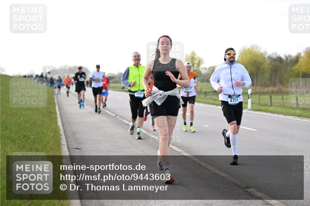 12.04.2026 - 45. Internationalen Wilhelmsburger Insellauf Dr. Thomas Lammeyer http://msf.ph/oto/9443603 12.04.2026 10:16:19 Laufen 3747, 4377, 2711 meine-sportfotos.de