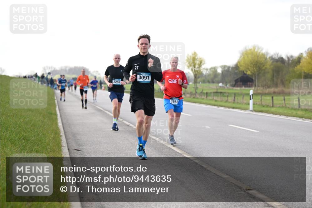 12.04.2026 - 45. Internationalen Wilhelmsburger Insellauf Dr. Thomas Lammeyer http://msf.ph/oto/9443635 12.04.2026 10:16:25 Laufen 2252, 27, 22, 3091, 3662 meine-sportfotos.de