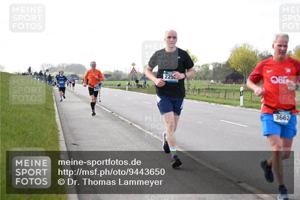 12.04.2026 - 45. Internationalen Wilhelmsburger Insellauf Dr. Thomas Lammeyer http://msf.ph/oto/9443650 12.04.2026 10:16:27 Laufen 5050, 5606, 2252, 3662 meine-sportfotos.de