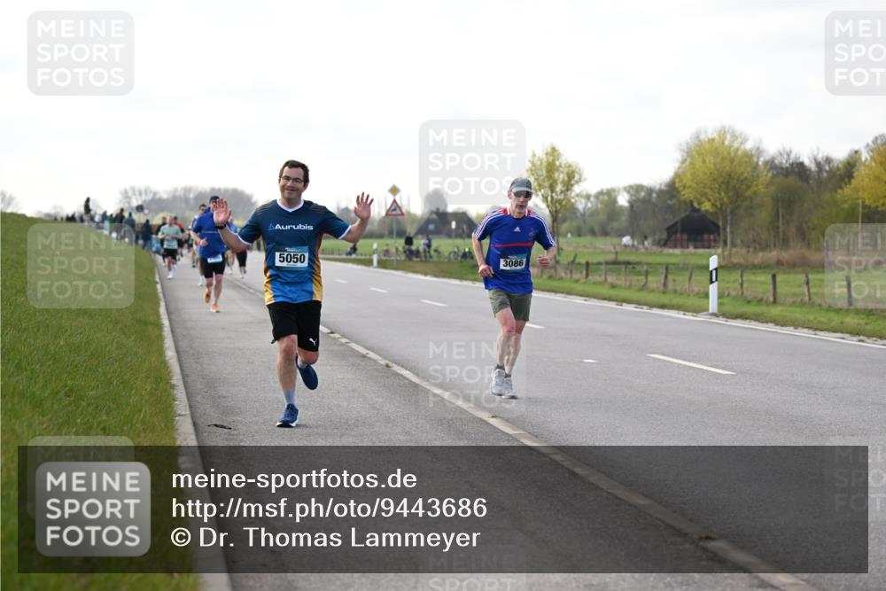12.04.2026 - 45. Internationalen Wilhelmsburger Insellauf Dr. Thomas Lammeyer http://msf.ph/oto/9443686 12.04.2026 10:16:35 Laufen 5050, 3086 meine-sportfotos.de