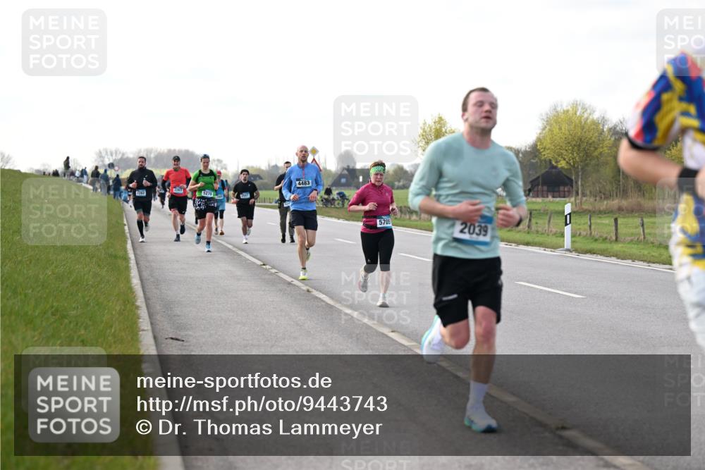 12.04.2026 - 45. Internationalen Wilhelmsburger Insellauf Dr. Thomas Lammeyer http://msf.ph/oto/9443743 12.04.2026 10:16:48 Laufen 2263, 2262, 5270, 2507, 4483, 5705, 2039 meine-sportfotos.de