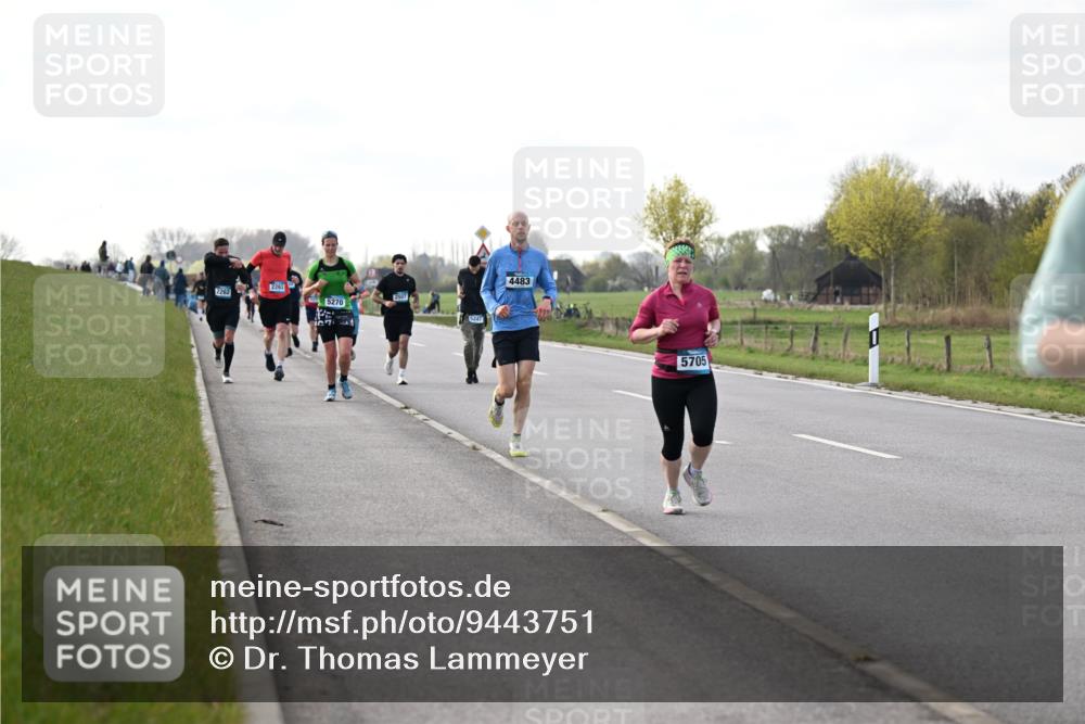 12.04.2026 - 45. Internationalen Wilhelmsburger Insellauf Dr. Thomas Lammeyer http://msf.ph/oto/9443751 12.04.2026 10:16:49 Laufen 2263, 2262, 2507, 5270, 5247, 4483, 5705 meine-sportfotos.de